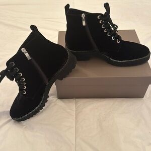 NEW IN BOX Diane B Black Velvet Lace Up Rinestone Crystal Trim Combat Boot sz 41
